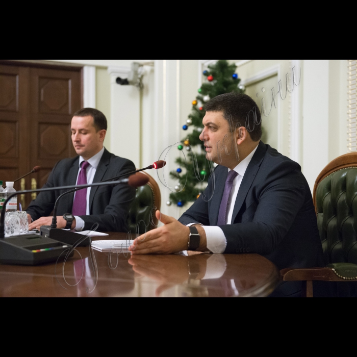 Прес-конференція Голови ВР України Володимира Гройсмана.