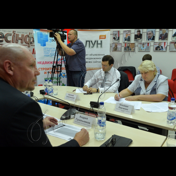 Київ. У ЛІГАБізнесІнформ відбувся круглий стіл на тему: 