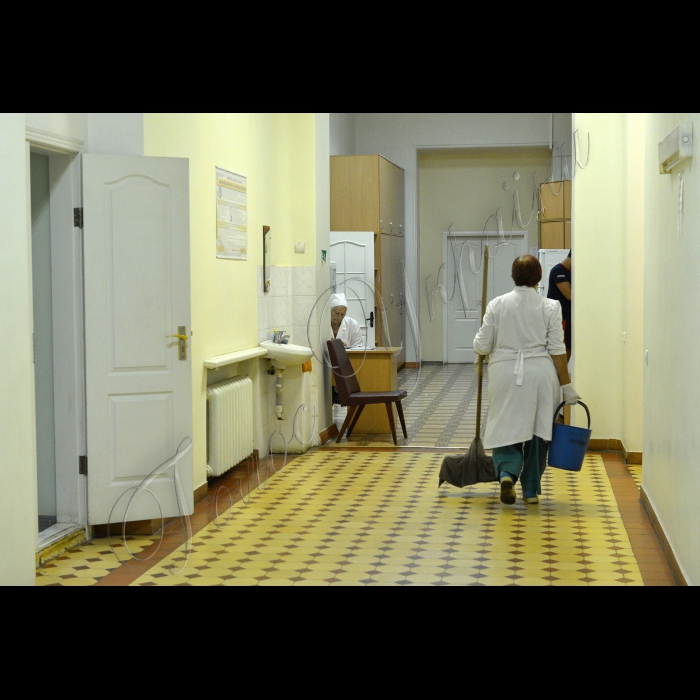 Київ. Інститут епідеміології, який розміщений на території Києво-Печерської лаври, відомий як клініка для хворих на СНІД. 