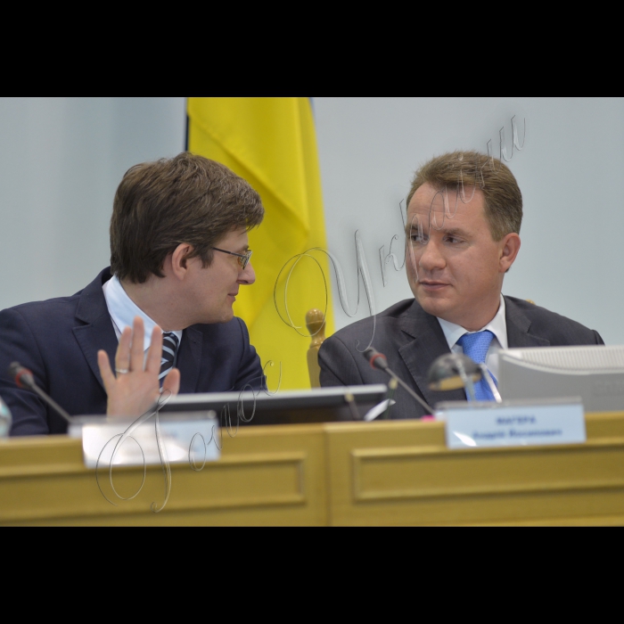 У прес-центрі ЦВК відбулось засідання Центральної виборчої комісії. Під час засідання ЦВК на підставі протоколу окружної виборчої комісії одномандатного виборчого округу № 224 (м. Севастополь) про підсумки голосування на проміжних виборах народного депутата України 7 липня 2013 року встановила результати виборів народного депутата України у зазначеному окрузі. 
