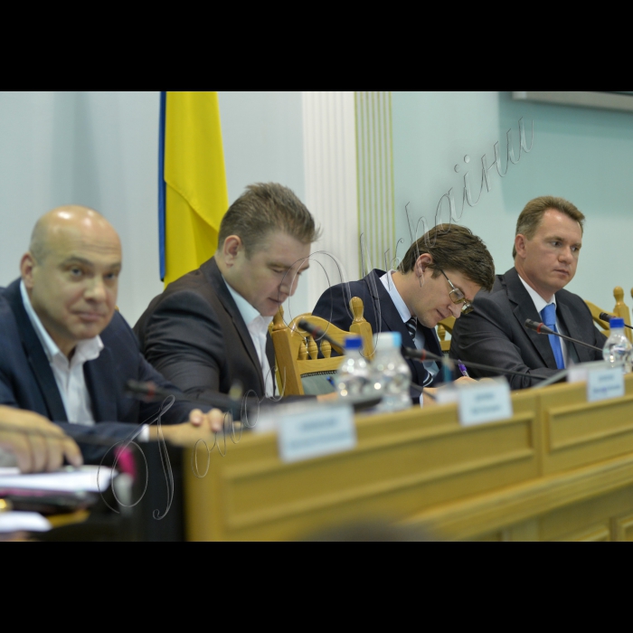 У прес-центрі ЦВК відбулось засідання Центральної виборчої комісії. Під час засідання ЦВК на підставі протоколу окружної виборчої комісії одномандатного виборчого округу № 224 (м. Севастополь) про підсумки голосування на проміжних виборах народного депутата України 7 липня 2013 року встановила результати виборів народного депутата України у зазначеному окрузі. 
