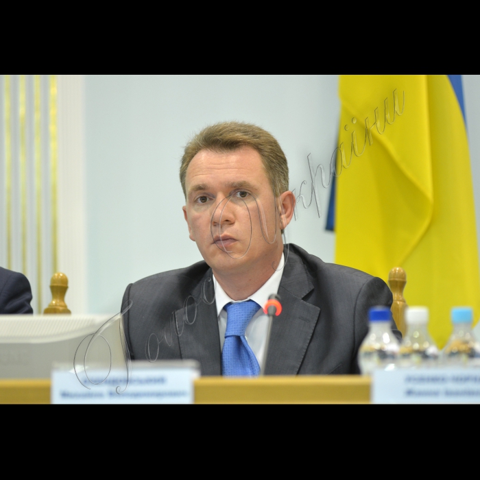 У прес-центрі ЦВК відбулось засідання Центральної виборчої комісії. Під час засідання ЦВК на підставі протоколу окружної виборчої комісії одномандатного виборчого округу № 224 (м. Севастополь) про підсумки голосування на проміжних виборах народного депутата України 7 липня 2013 року встановила результати виборів народного депутата України у зазначеному окрузі. 
