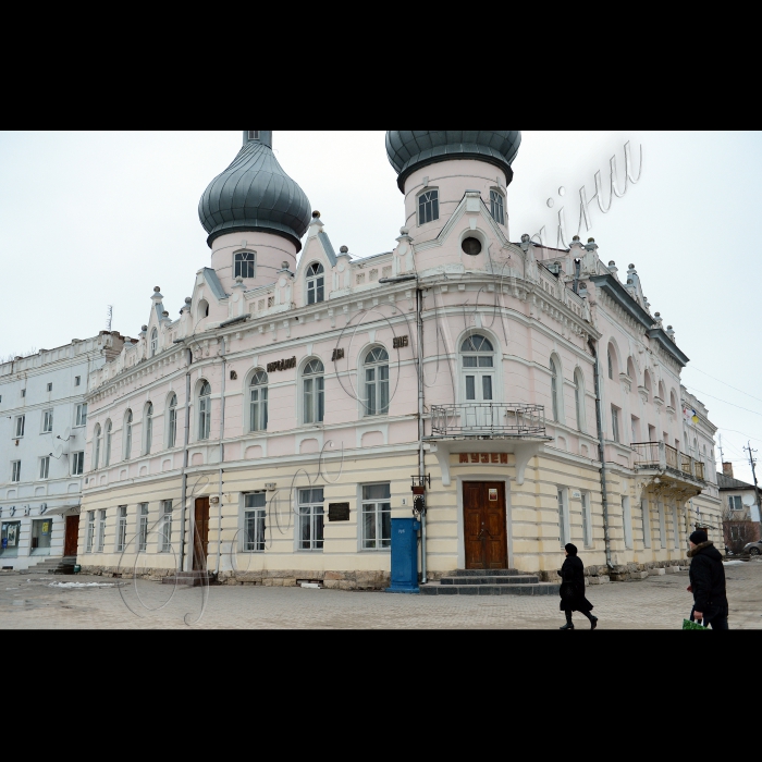 Тернопільська область, Борщів. Краєзнавчий музей.
