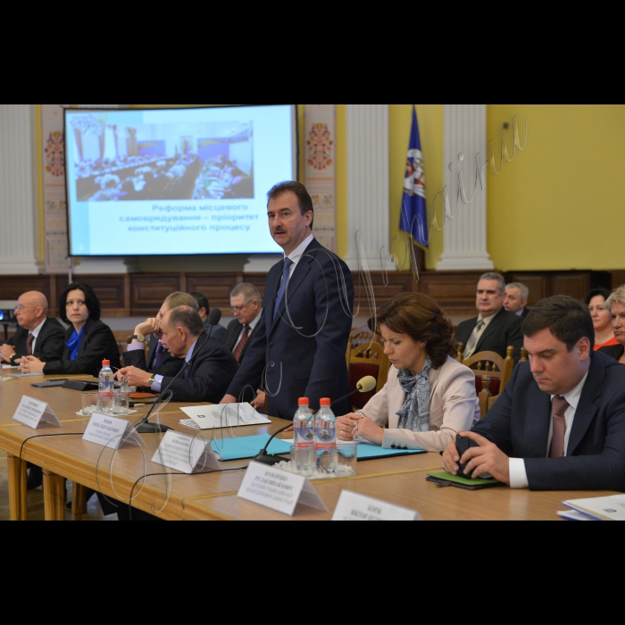 Спільне засідання Колегії Київської міської державної адміністрації, Регіональної ради міста Києва та Громадської ради при КМДА, під час якого було розглянуто Концепцію реформування місцевого самоврядування та питання запровадження реформ у м. Києві.