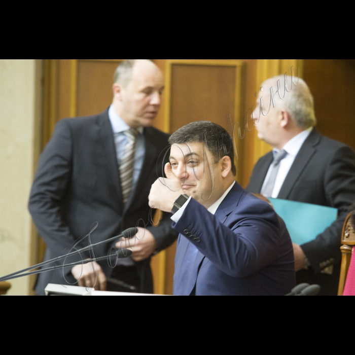 Пленарне засідання ВР України.
Голова ВР України Володимир Гройсман відкрив пленарне засідання ВР