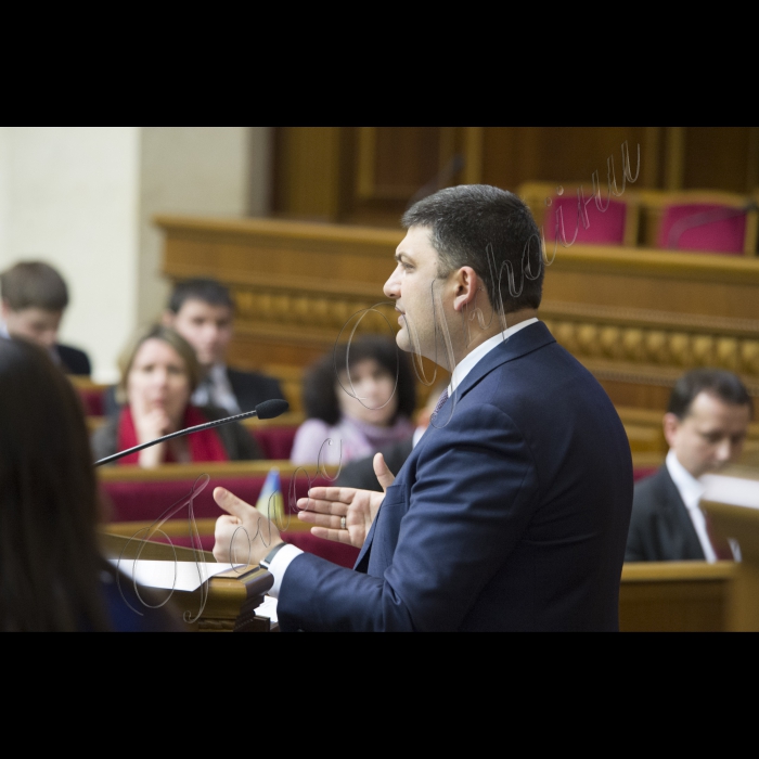 Голова Верховної Ради України Володимир Гройсман презентував програму модернізації парламенту (результати та плани на 2016 рік)
У заході брали участь: лідери фракцій, керівники комітетів, представники громадських організацій моніторингу парламентської діяльності, народні депутати України.
Голова Верховної Ради України Володимир Гройсман 
