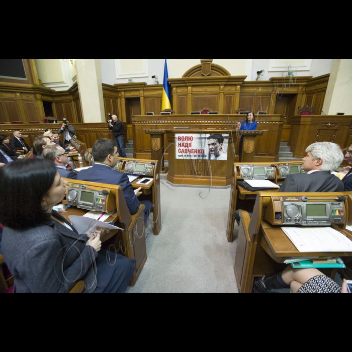 Голова Верховної Ради України Володимир Гройсман презентував програму модернізації парламенту (результати та плани на 2016 рік)
У заході брали участь: лідери фракцій, керівники комітетів, представники громадських організацій моніторингу парламентської діяльності, народні депутати України.
