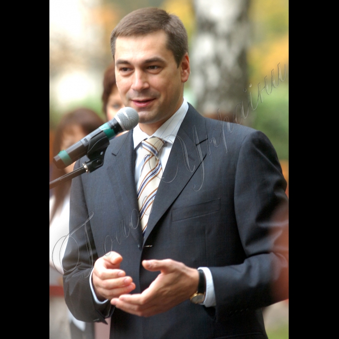 У Солом’янському районі Києва відкрито Алею педагогічної слави.