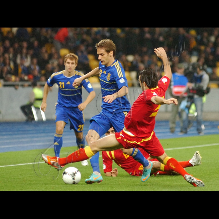 Відбір до ЧМ-2014.
Україна - Чорногорія 0:1
Гол: Дам’янович, 45
Україна: П’ятов, Бутко (Ярмоленко, 62), Кучер, Михалик, Селін, Ротань, Тимощук, Гусєв, Коноплянка, Селезньов (Назаренко, 82), Девич (Зозуля, 52).
Чорногорія: М. Божович, Савич, Джудович, Баша, Йованович, Дринчич, Волков, Пекович, Зверотич (Новакович, 88), Йоветич (Вучинич, 86), Дам’янович (Вукчевич, 72)
