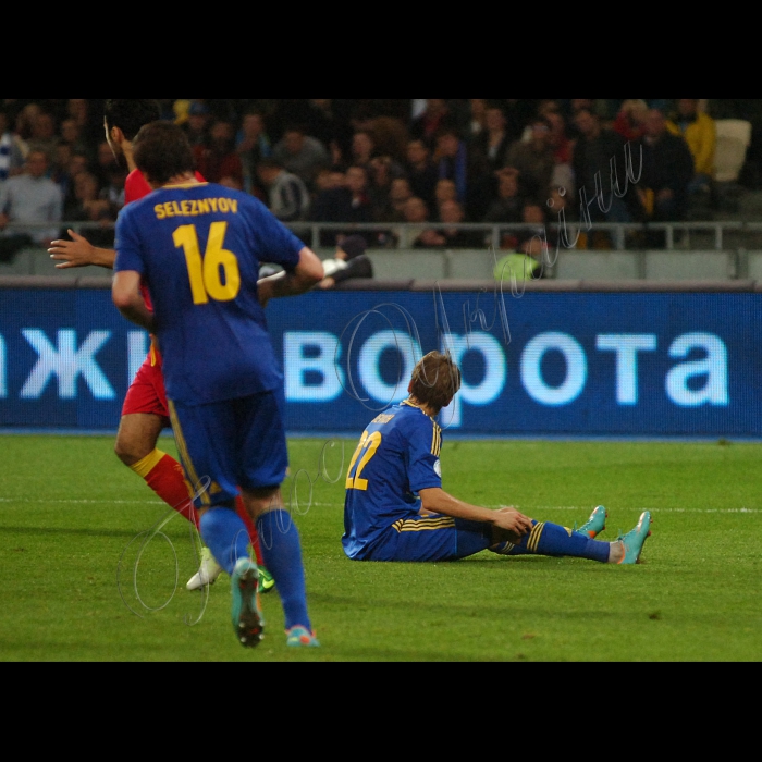 Відбір до ЧМ-2014.
Україна - Чорногорія 0:1
Гол: Дам’янович, 45
Україна: П’ятов, Бутко (Ярмоленко, 62), Кучер, Михалик, Селін, Ротань, Тимощук, Гусєв, Коноплянка, Селезньов (Назаренко, 82), Девич (Зозуля, 52).
Чорногорія: М. Божович, Савич, Джудович, Баша, Йованович, Дринчич, Волков, Пекович, Зверотич (Новакович, 88), Йоветич (Вучинич, 86), Дам’янович (Вукчевич, 72)
