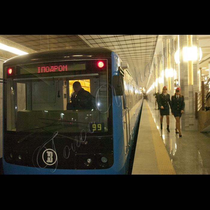 У Києві відкрито станцію метро «Іподром».