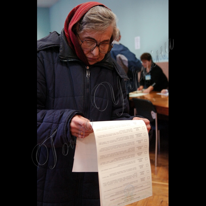 Вибори народних депутатів до Верховної Ради України у Печерському районі Києва. Виборча дільниця 800594.