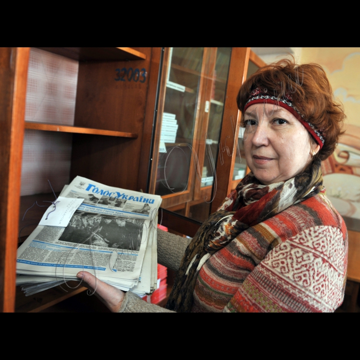 Прес-тур журналістів центральних та регіональних ЗМІ до Луганської та Донецької областей за участі народних депутатів України міжфракційного об’єднання «ЄвроОптимісти».
Директор наукової бібліотеки Східноукраїнського національного університету ім. Даля (СНУ) Ольга Епифанова