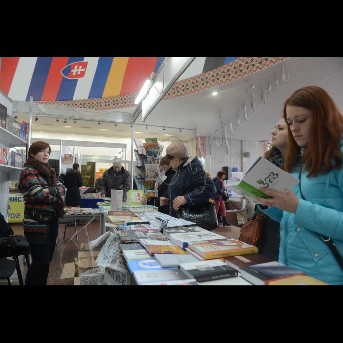 Книжкова виставка «КИЇВСЬКА ВЕСНА – 2016».
Усіх шанувальників книги, любителів читання запрошує до себе книжкова виставка «КИЇВСЬКА ВЕСНА – 2016», яка відбудеться 25-28 лютого в Українському домі на Європейській площі.
