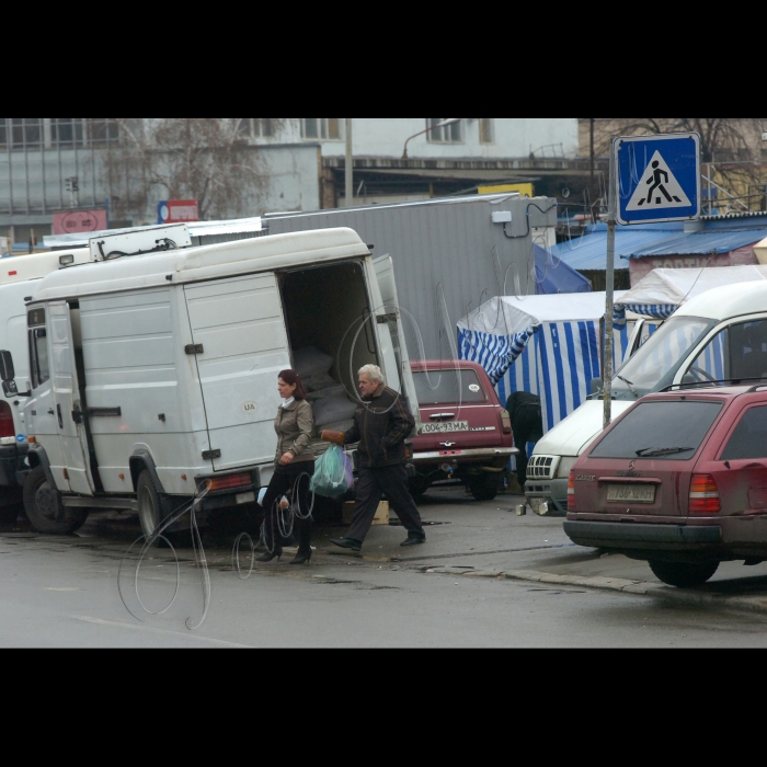 Київ, вул. Жолудєва