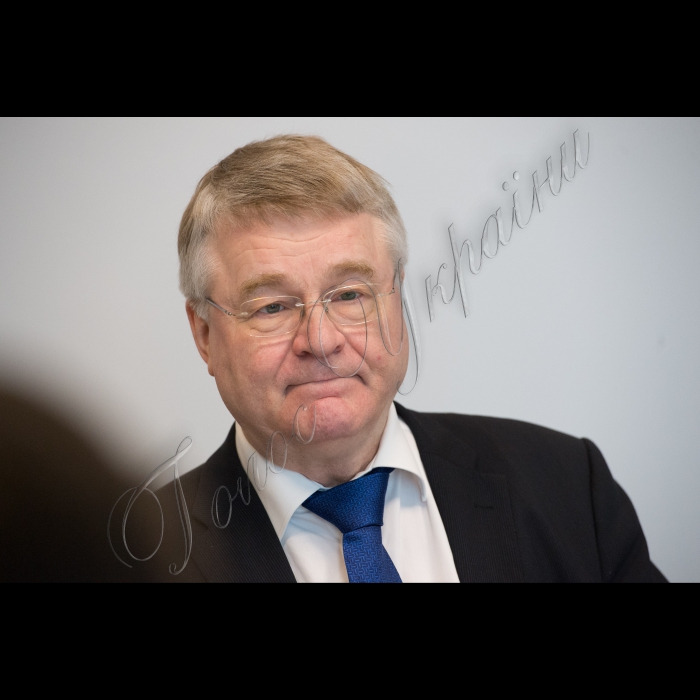 Візит Голови ВР України Володимира Гройсмана у Королівство Бельгія з метою участі у Конференції високого рівня Європейського Парламенту та Верховної Ради України щодо розвитку спроможностей заради реформ та засіданні Бюро.
Зустріч з Президентом Комітету Регіонів Європейського Союзу М.Марккула.