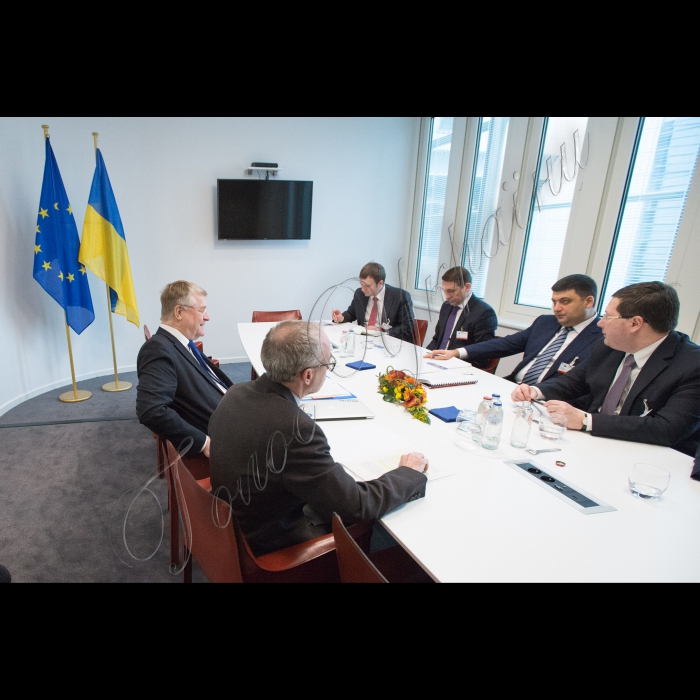 Візит Голови ВР України Володимира Гройсмана у Королівство Бельгія з метою участі у Конференції високого рівня Європейського Парламенту та Верховної Ради України щодо розвитку спроможностей заради реформ та засіданні Бюро.
Зустріч з Президентом Комітету Регіонів Європейського Союзу М.Марккула.