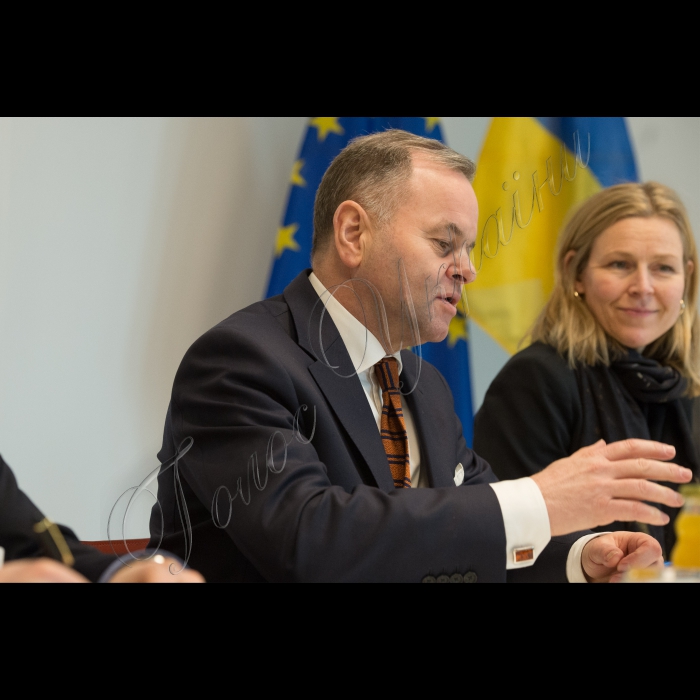 Візит Голови ВР України Володимира Гройсмана у Королівство Бельгія з метою участі у Конференції високого рівня Європейського Парламенту та Верховної Ради України щодо розвитку спроможностей заради реформ та засіданні Бюро Парламентського комітету асоціації.
Зустріч з Головою Стортингу (Парламенту) Королівства Норвегія О.Томмессеном
