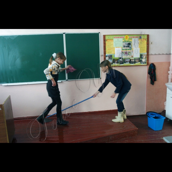 У селі Карапиші Миронівського району Київської області відкрито спортивний комплекс у загальноосвітній школі