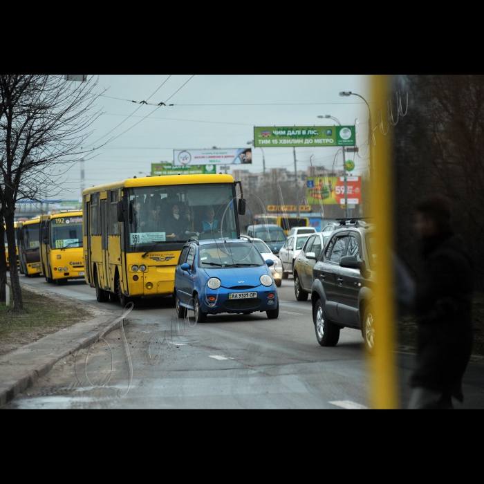 У Києві  відбувся захід «Столичне інспектування», під час якого представники міської влади на громадському транспорті проїхали вулицями міста. Депутати Київради разом з представниками КМДА та патрульною поліцією Києва  проінспектували дорожній рух у столиці. 