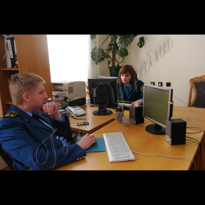 У Державній митній службі України відбулося внутрішнє комп’ютерне тестування всіх без виключення 18 тисяч посадових осіб, мета якого – перевірити рівень знань за всіма напрямами митної справи.