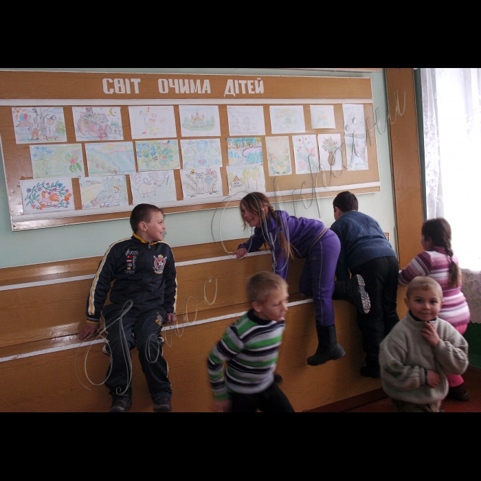 Тернопільська область Підгаєцький район, село Гнильче.
Гнильченська загальноосвітня школа І – ІІ ступенів.

