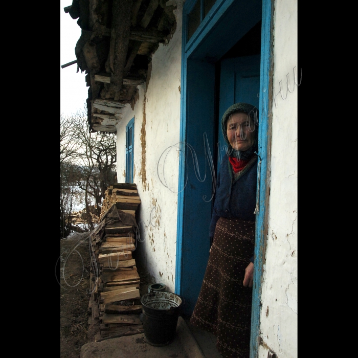 Тернопільська область Підгаєцький район, село Гнильче.
Гнильченська загальноосвітня школа І – ІІ ступенів.
