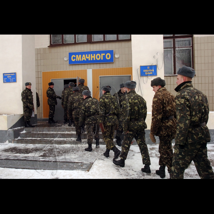 Біла Церква.
Голова Комітету Верховної Ради України з питань промислової і регуляторної політики та підприємництва Наталія Королевська відвідала 72-у окрему гвардійську Красноградсько-Київську ордена Червоного Прапора механізовану бригаду з нагоди Дня захисника Вітчизни.