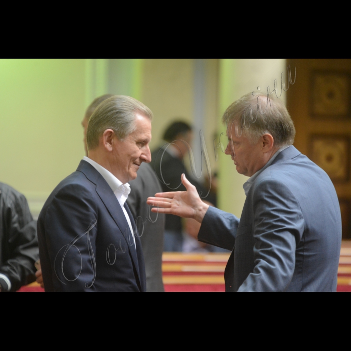 Вечірнє пленарне засідання Верховної Ради України.
Юрій Мороко Олексій Білий ОП