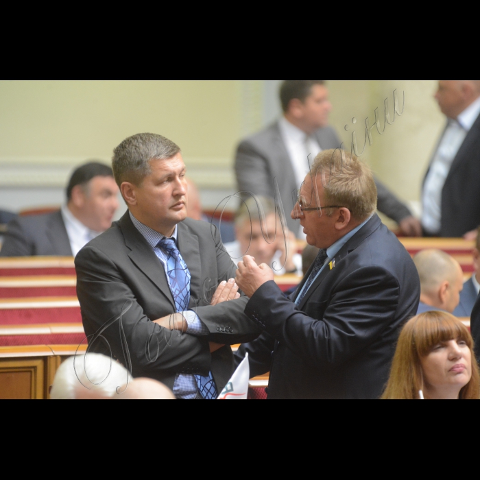 Вечірнє пленарне засідання Верховної Ради України.
Ігор Попов, Василь Амельченко РП