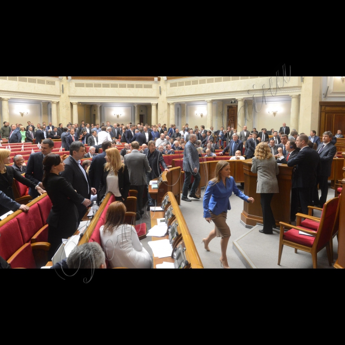 Пленарне засідання ВР.
Прийнято Закон 
