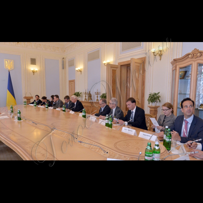 Зустріч Першого заступника Голови Верховної Ради України Ірини Геращенко з керівниками дипломатичних місій держав «Великої сімки», акредитованих в Україні.