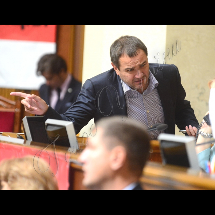 2 червня 2016. Пленарне засідання Верховної Ради України. Андрій Павелко БП
