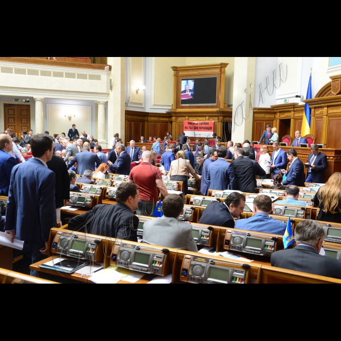 2 червня 2016. Пленарне засідання Верховної Ради України. Зал ВР