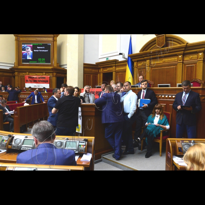 2 червня 2016. Пленарне засідання Верховної Ради України. Зал ВР