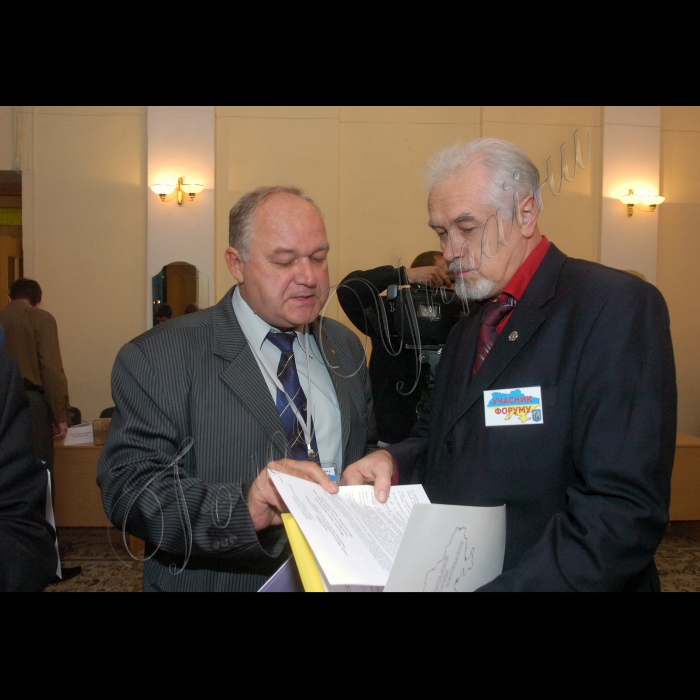 30 вересня 2010 у рамках заходів Року ветеранів Великої Вітчизняної війни та 20-річчя встановлення ООН Дня людей похилого віку відбувся Всеукраїнський форум ветеранів. У ньому взяли участь представники міністерств та відомств, заступники голів облдержадміністрацій, представники всеукраїнських громадських організацій.