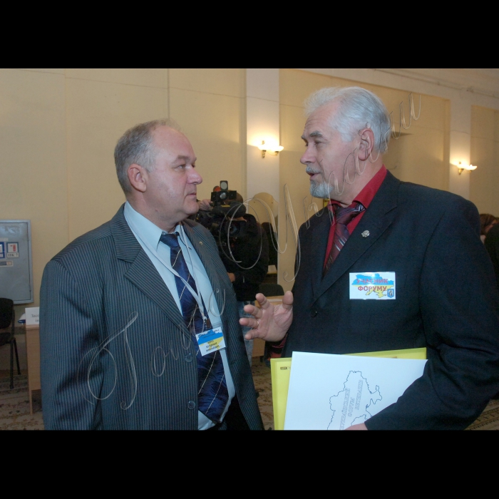 30 вересня 2010 у рамках заходів Року ветеранів Великої Вітчизняної війни та 20-річчя встановлення ООН Дня людей похилого віку відбувся Всеукраїнський форум ветеранів. У ньому взяли участь представники міністерств та відомств, заступники голів облдержадміністрацій, представники всеукраїнських громадських організацій.