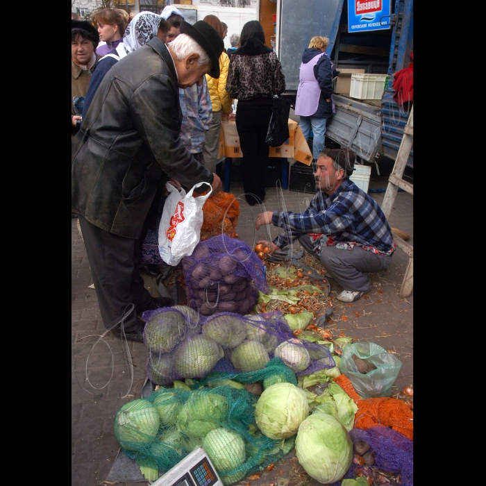 9 жовтня 2010 сільськогосподарський ярмарок у Печерському районі столиці.