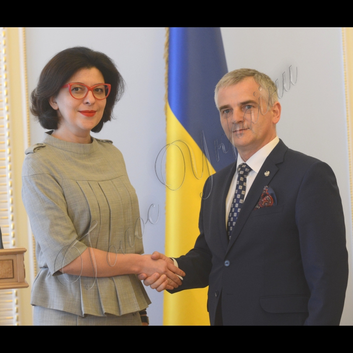 13 червня 2016. Зустріч Заступника Голови Верховної Ради України Оксани Сироїд з делегацією Комісії територіального самоврядування та регіональної політики Республіки Польща. Анджей Мацєєвскі голова комісії територіального самоврядування т а регіональної політики Сейму Республіки Польща