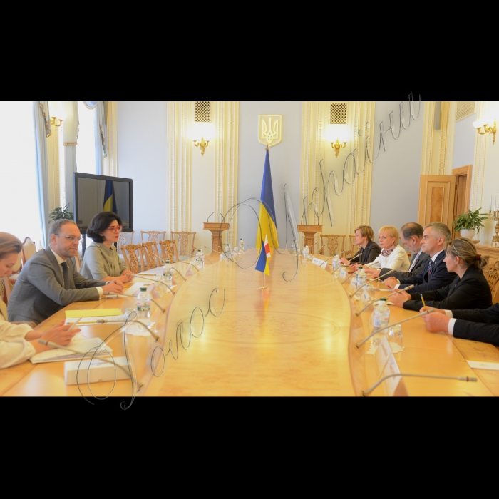 13 червня 2016. Зустріч Заступника Голови Верховної Ради України Оксани Сироїд з делегацією Комісії територіального самоврядування та регіональної політики Республіки Польща. Анджей Мацєєвскі голова комісії територіального самоврядування т а регіональної політики Сейму Республіки Польща. Власенко