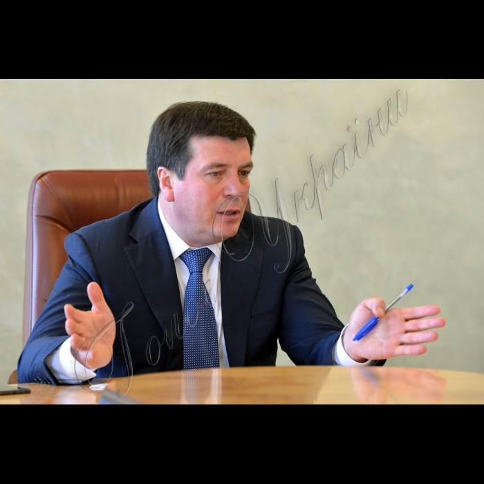 13 червня 2016 року віце-прем'єр-міністр - Міністр регіонального розвитку, будівництва та ЖКГ України ЗУБКО Геннадій Григорович.