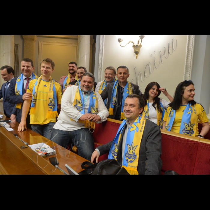 16 червня 2016 пленарне засідання Верховної Ради України. Куніцин, Гончаренко, Бригінець