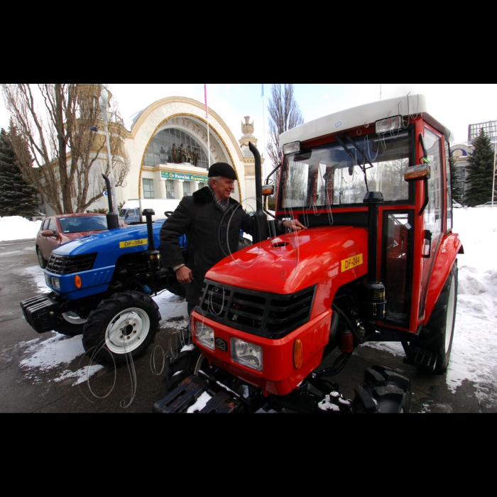 17 березня 2010 у столичному “Експоцентрі” відбулося офіційне відкриття Національної спеціалізованої виставки-ярмарку «Україна аграрна-2010» за підтримки Мінагрополітики, Мінпромполітики, УААН.