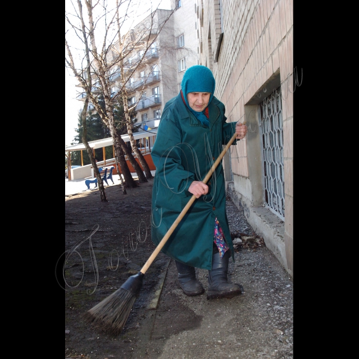 26 березня 2010 Харківська область, селище Хорошеве. Хорошевський геріатричний пансіонат (для літніх людей).