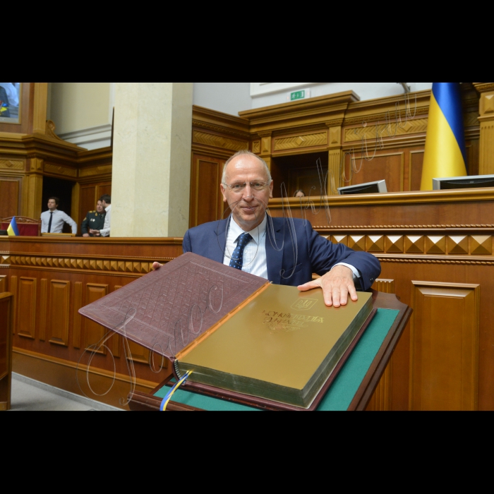 28 червня 2016 відбулося урочисте засідання з нагоди 20-річчя Конституції України.