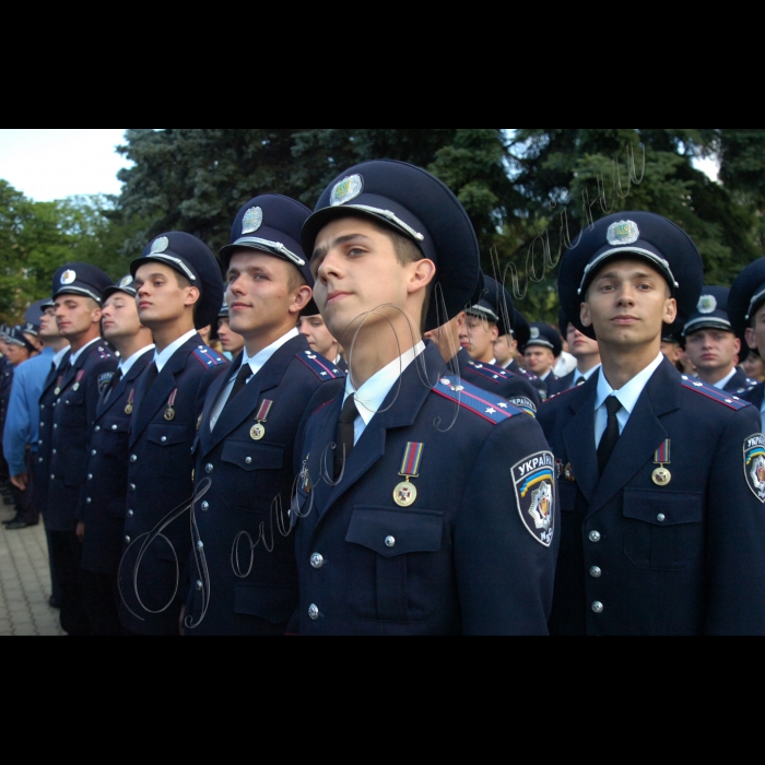 18 червня 2010 випуск курсантів МВС.