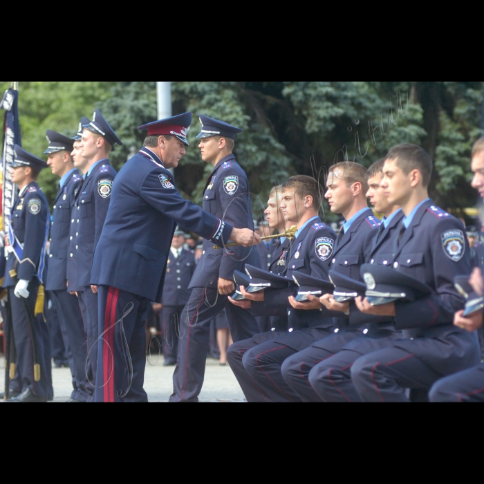18 червня 2010 випуск курсантів МВС.
