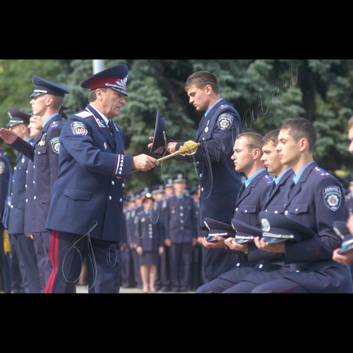 18 червня 2010 випуск курсантів МВС.