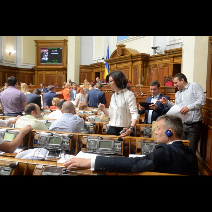 12 липня 2016 пленарне засідання Верховної Ради України.