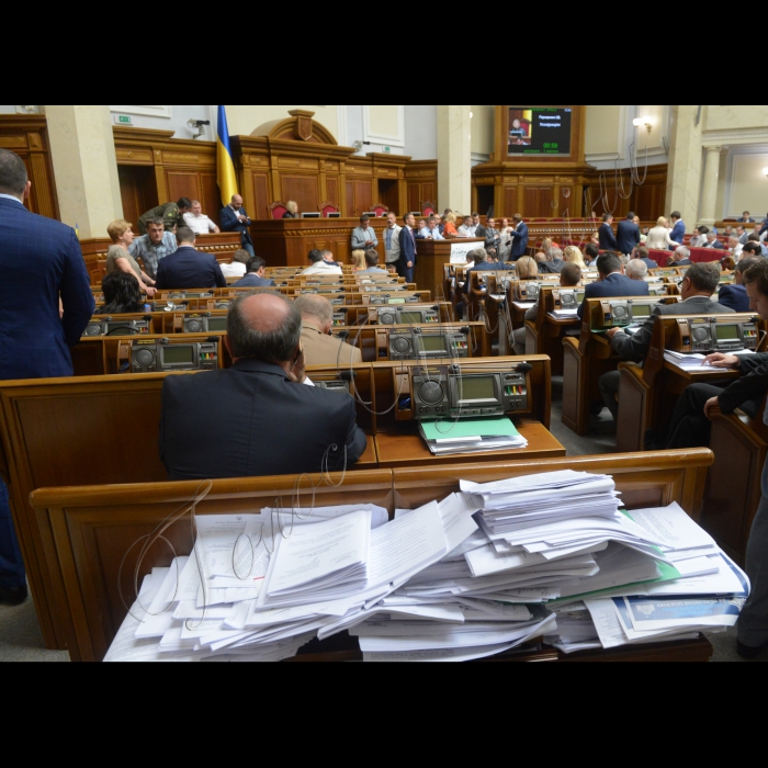 12 липня 2016 пленарне засідання Верховної Ради України.